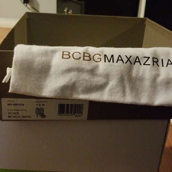 Heels - Picture 2 of 2